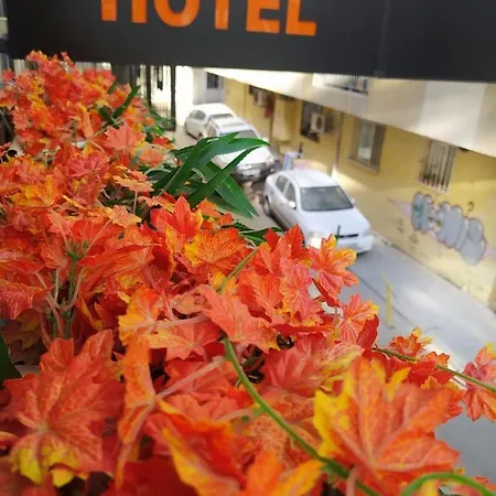 Zebra Alsancak Hotel *