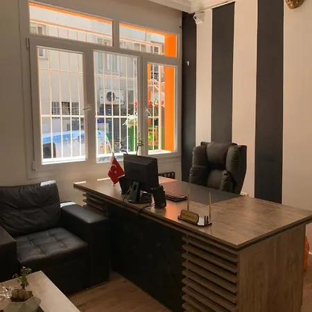 Zebra Alsancak Apart-hotel *