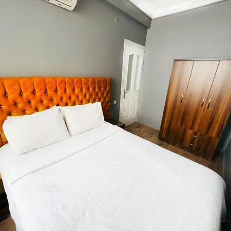 Zebra Alsancak * Σμύρνη