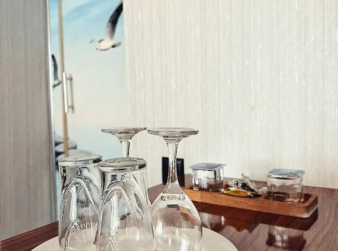 Zebra Alsancak Hotel